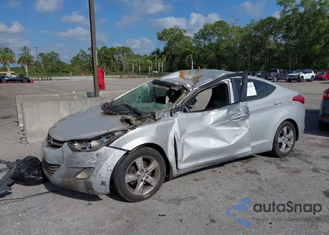2013 Hyundai Elantra Gls from USA, damaged, VIN 5NPDH4AE2DH353456